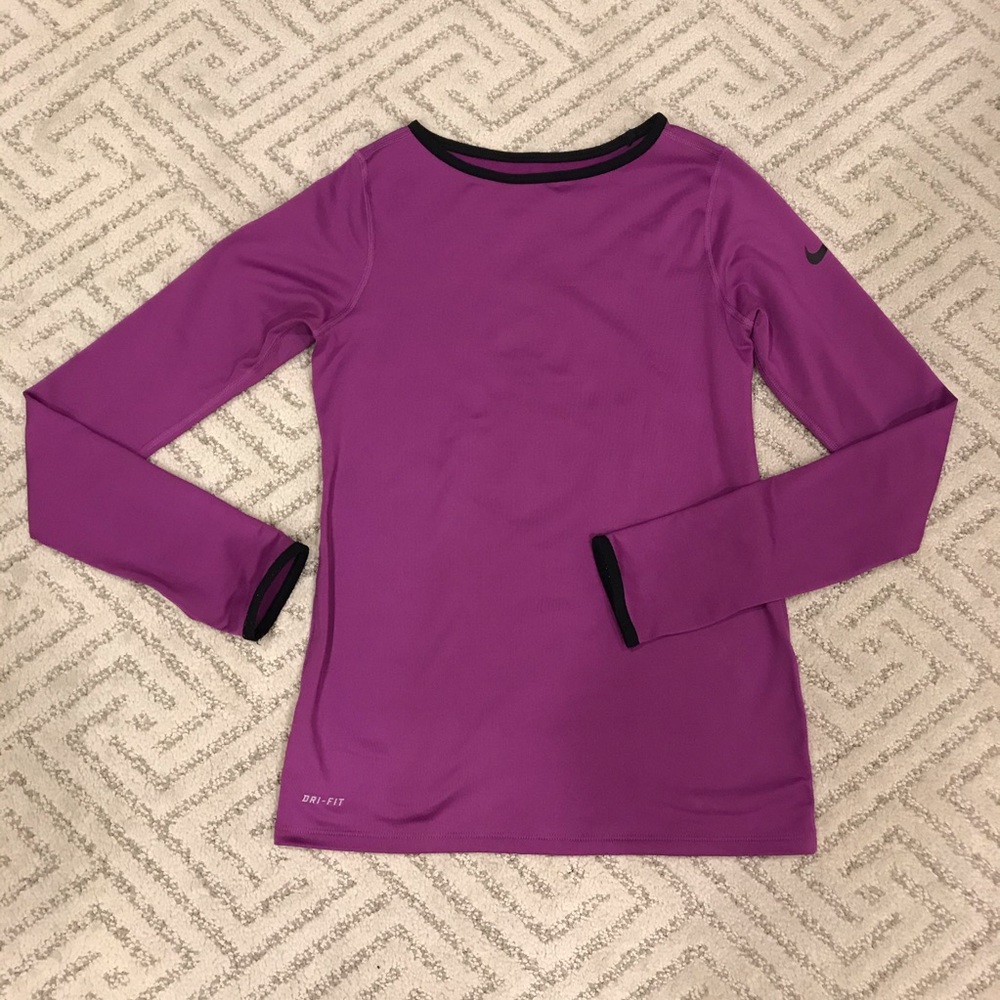 Nike Pro hyperwarm fitted crew girl top -size L
